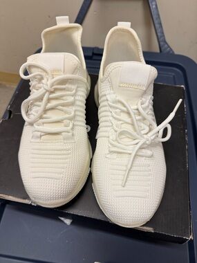 torrid All-White Knit Slip-On Sneakers